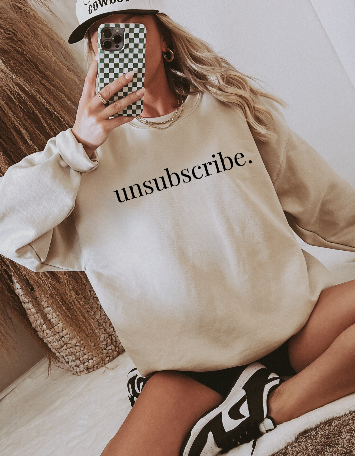 unsubscribe. Sweatshirt